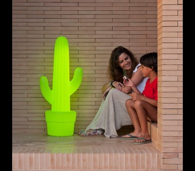Lámpara de pie Kaktus, de New Garden