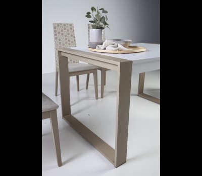 Mesa de comedor 2222